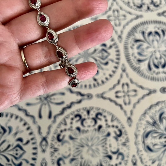 NWT .925 Sterling Silver Garnet Bracelet - Picture 2 of 7